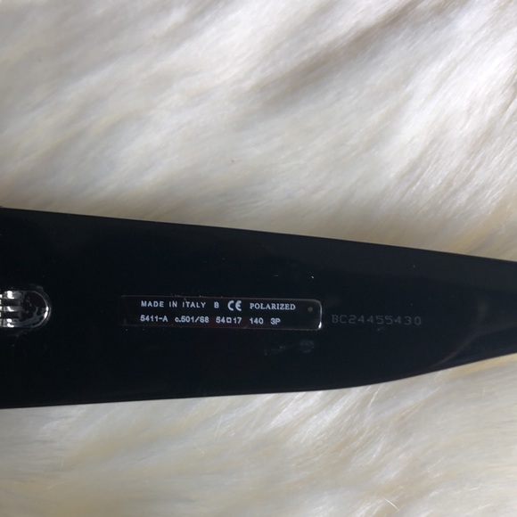 CHANEL Sunglasses - Picture 7 of 15